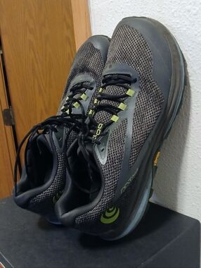 Topo Athletic MT-4 Trail Running Shoes Men’s Size 14 Gray Blue Vibram Sole